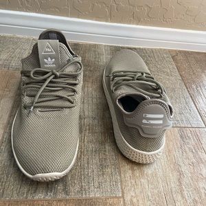 Adidas Pharrell Williams Hu (green and white)